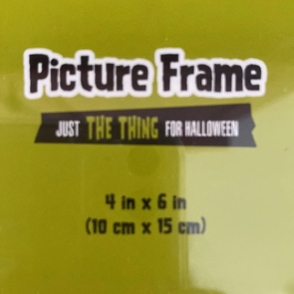 Halloween Picture Frame Jack-o-Lantern Pumpkin and Bat Design on Wood 4x6